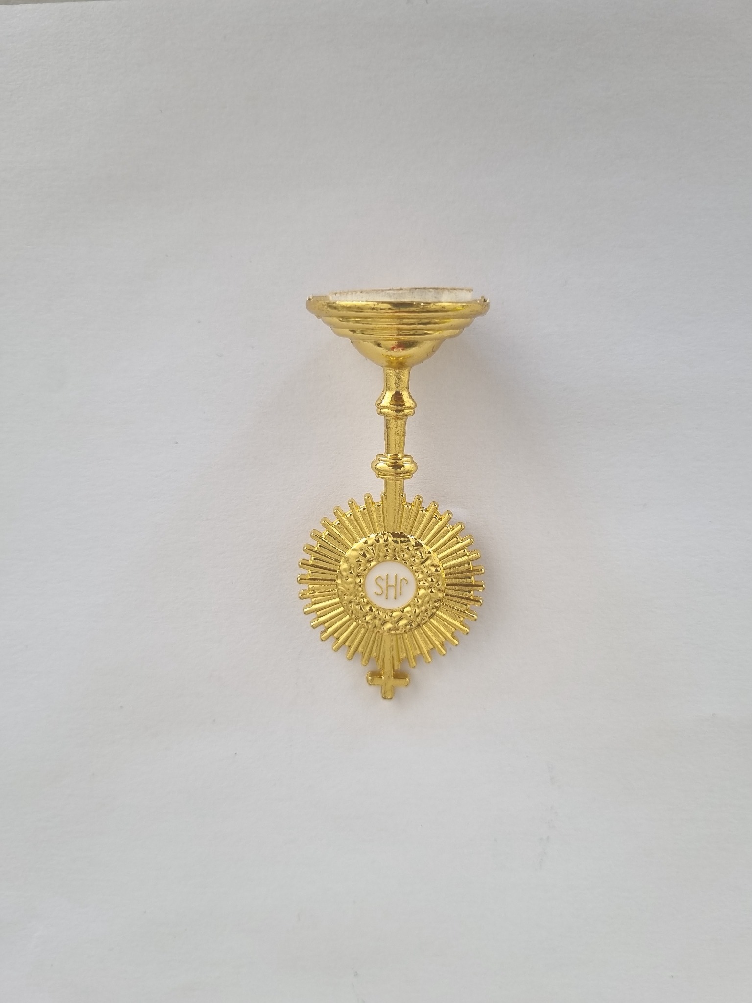 Small gold-tone mini monstrance devotional ornament